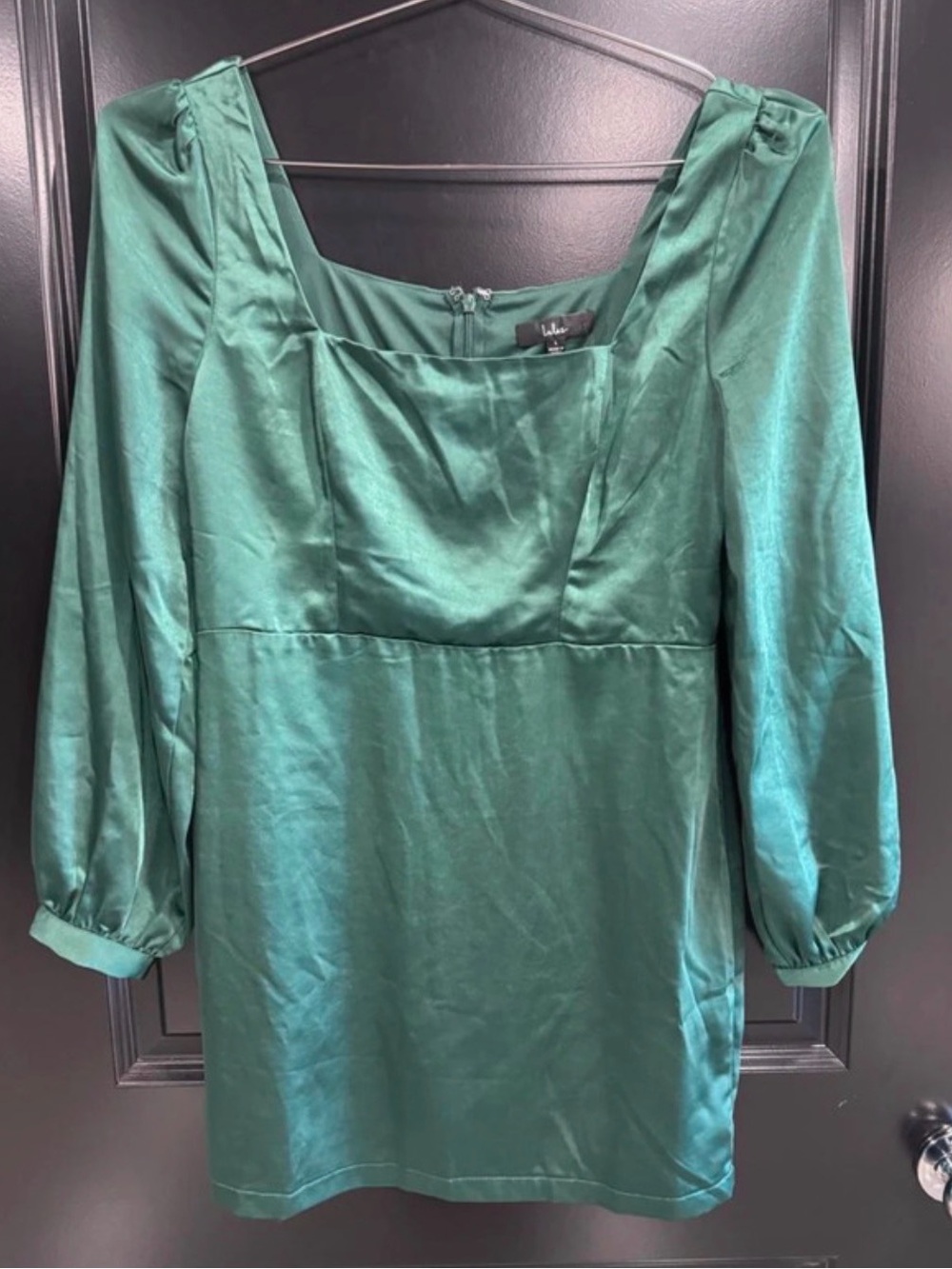 Lulu's Emerald Satin Square-Neck Long Sleeve Mini Dress